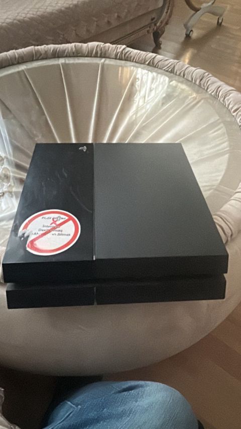 Sony PlayStation 4 1TB — Şirvan
