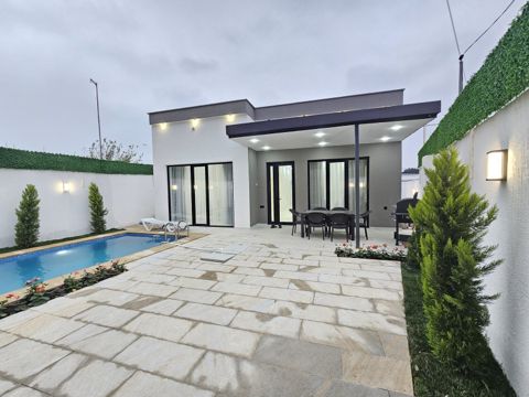 Satılır 4 otaqlı həyət evi/bağ evi 110 m² — Bakı