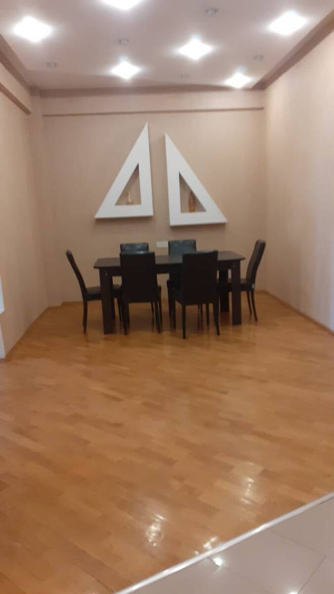 İcarəyə verilir 4 otaqlı yeni tikili 200 m² — Mənzil, Bakı (8)