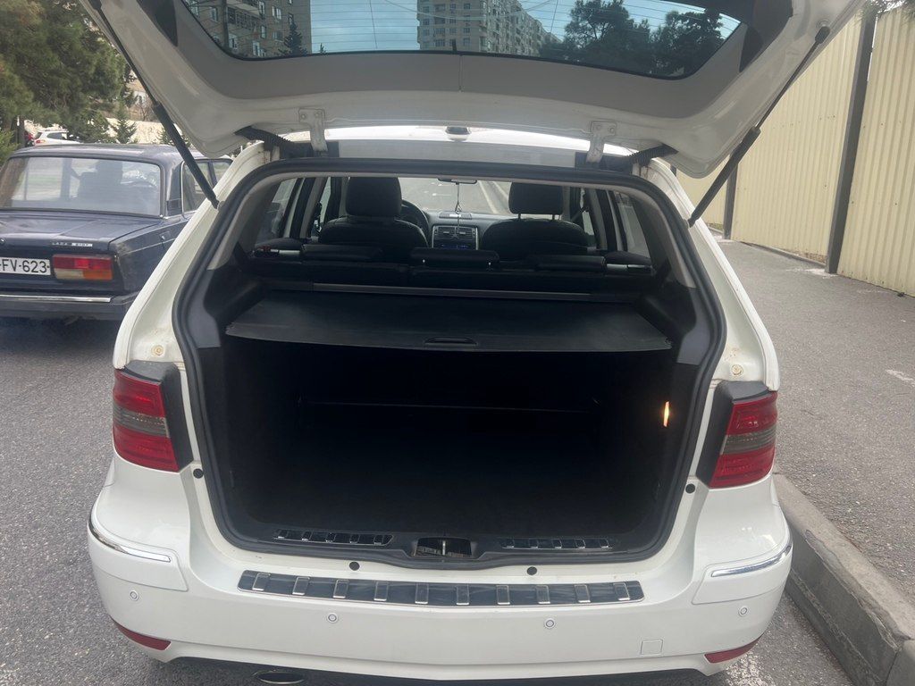 Mercedes B 180, 1.7 L, 2008 il, 135 000 km 99-NZ-116 — Avtomobillər, Bakı (8)