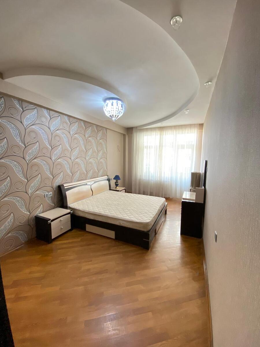 İcarəyə verilir 3 otaqlı yeni tikili 130 m² — Mənzil, Bakı (6)