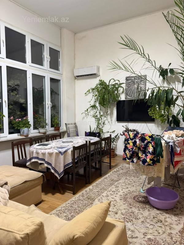 Satılır 5 otaqlı Bina evi menzil (Köhnə tikili), 147 m², Xətai rayonu — Mənzil, Bakı (9)