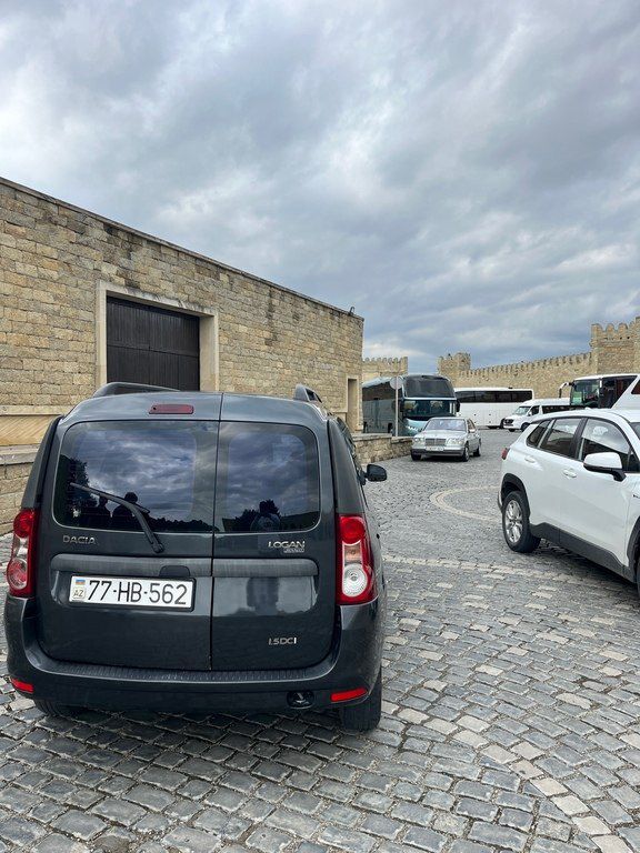 Dacia Logan, 1.5 L, 2010 il, 361 000 km 77-HB-562 — Avtomobillər, Bakı (5)