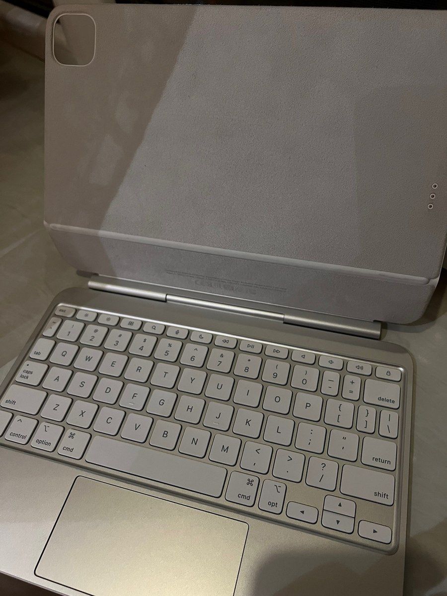 Apple iPad Pro M4, M5 üçün klaviatura — Periferik cihazlar, Bakı
