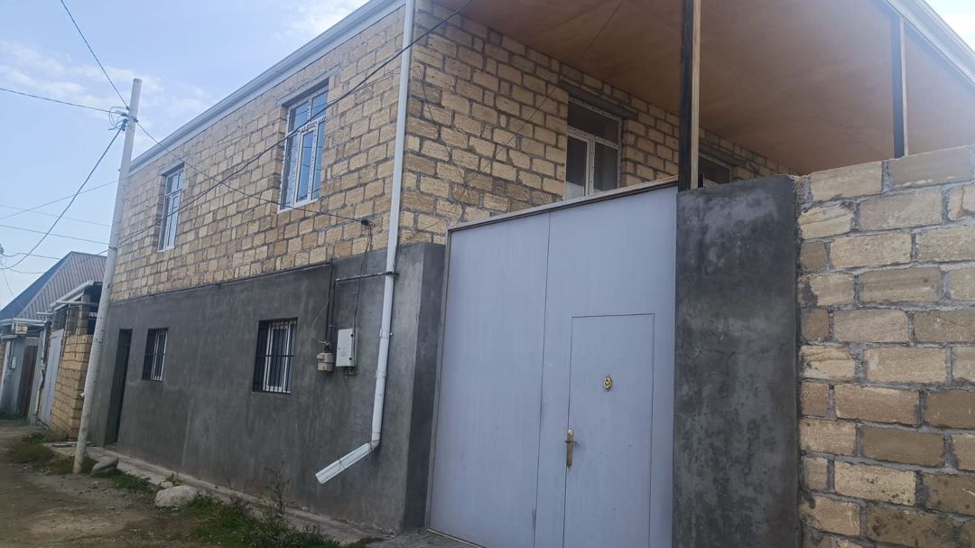 Həyət evi, Sevinc qəs — Ev, villa, Gəncə