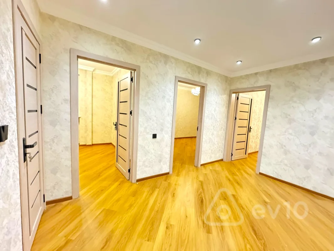 3 otaqlı mənzil, 60 m², Bakıxanov(Razin)qəs.L.Məmmədbəyova küç — Bakı