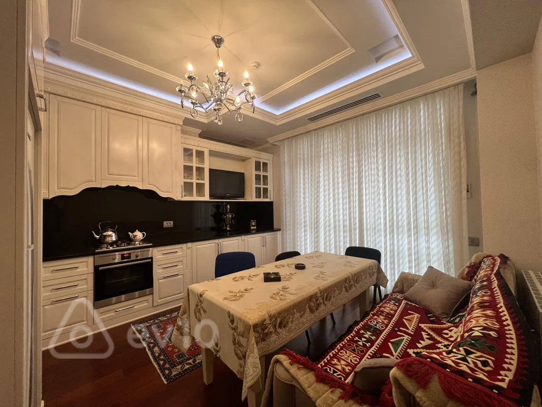 4 otaqlı mənzil, 550 m², пр Г Джавида — kirayə — Mənzil, Bakı (11)