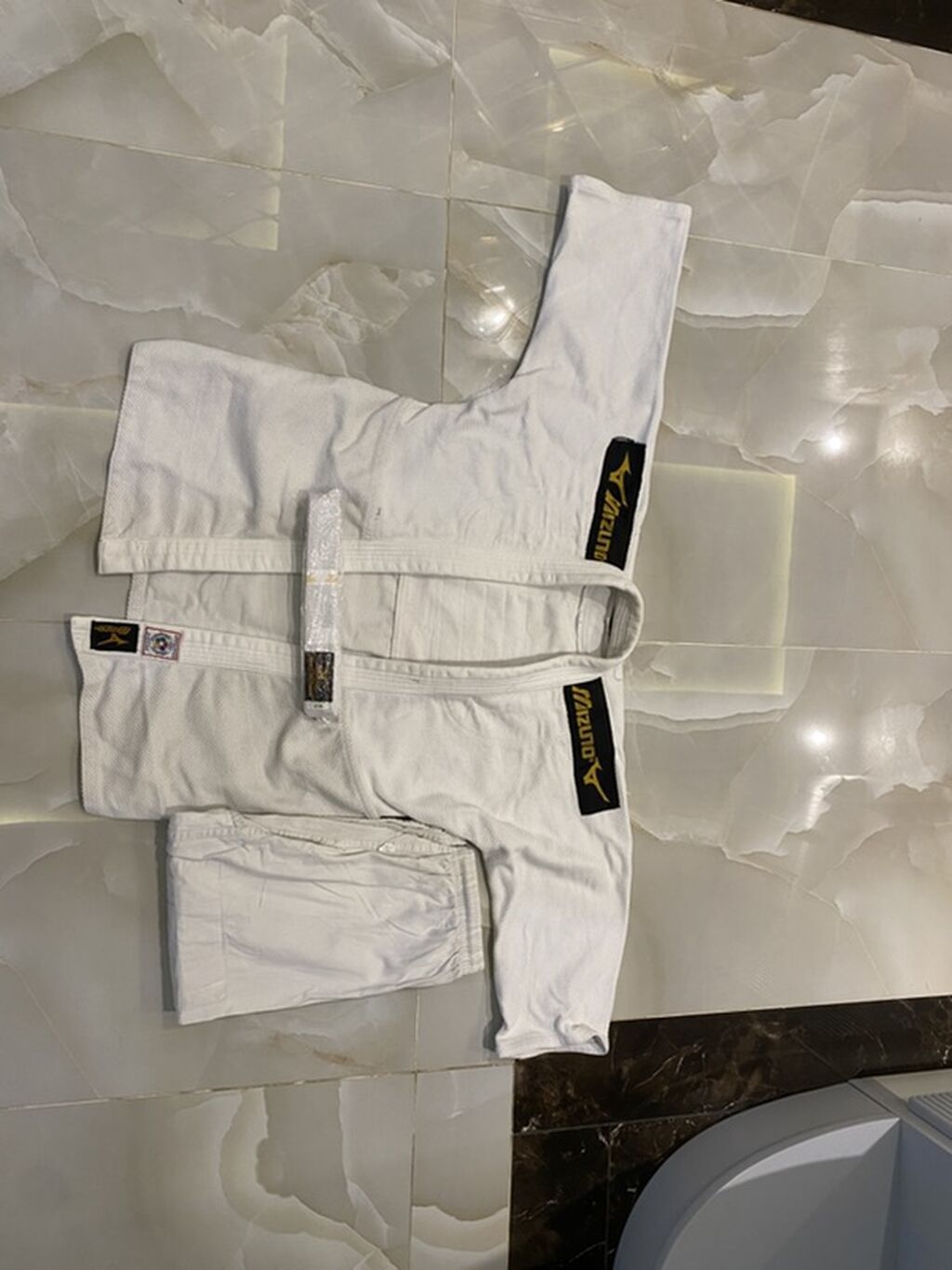 Az islenmis Mizuno judo gi dəsti – üst gödəkçə, şalvar və( kəmər — İdman və istirahət, Xırdalan (2)