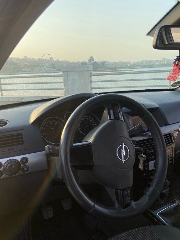 Opel Astra, 1.6 L, 2009 il, 250 000 km 20-BD-004 — Avtomobillər, Gəncə (5)