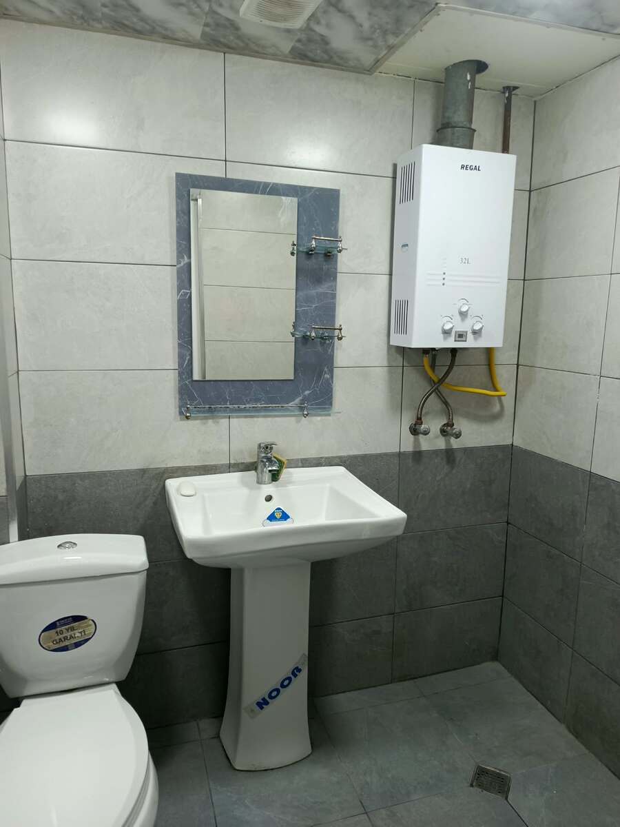 İcarəyə verilir 2 otaqlı köhnə tikili 50 m² — Mənzil, Bakı (8)