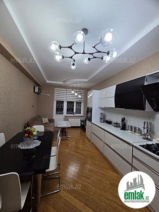 Satılır 4 otaqlı 200 m² yeni tikili 4 mkr — Mənzil (10)