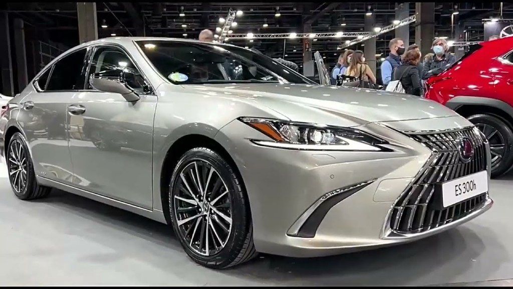 “Lexus ES 2019+”nömrə qabı — Ehtiyat hissələri və aksesuarlar, Bakı (2)