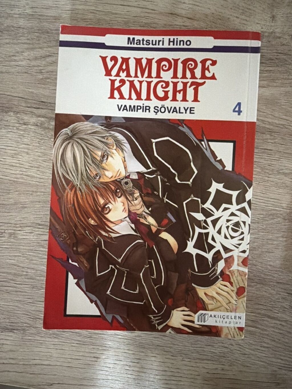 Məhsul: Vampire Knight (Vampir Şövalye) manga – 2 cild bir yerdə — Kitablar, Bakı (2)