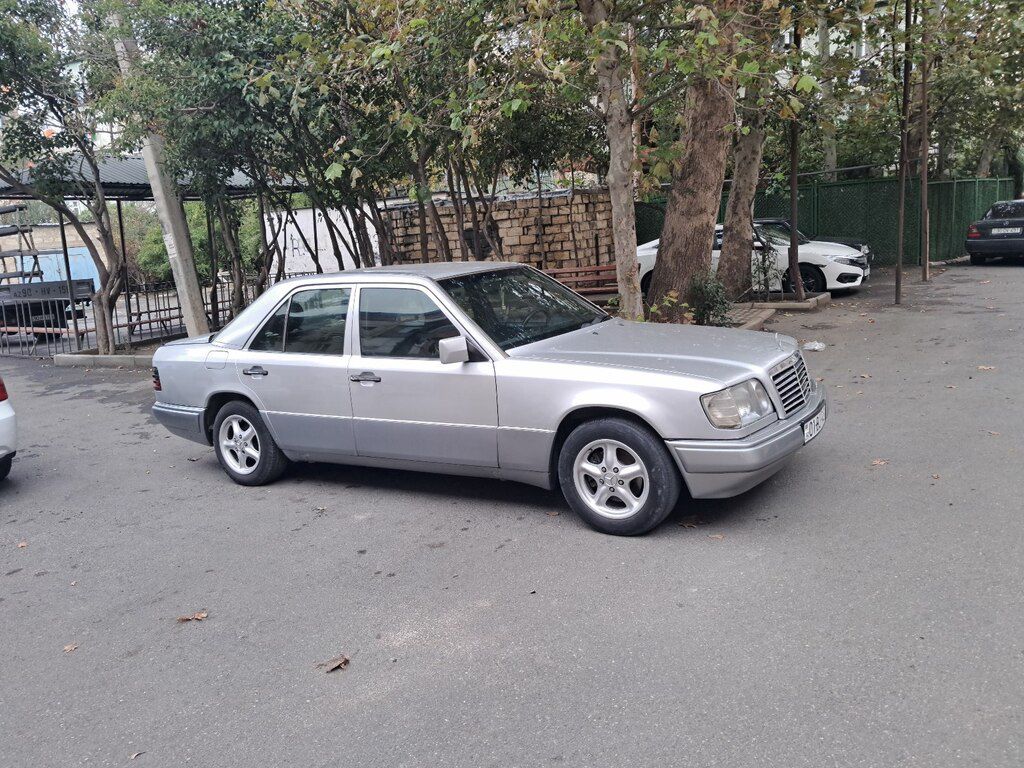 Mercedes E 220, 2.2 L, 1995 il, 764 000 km 01-BJ-743 — Avtomobillər, Xırdalan (6)