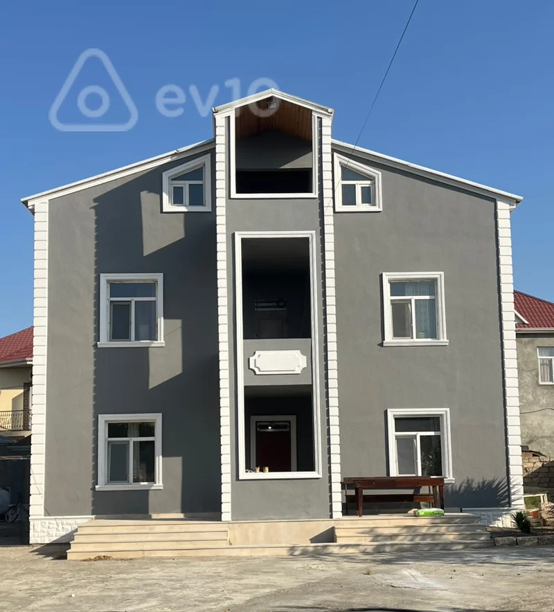6 otaqlı həyət evi, 250 m², Mərkəzi küç — Novruz