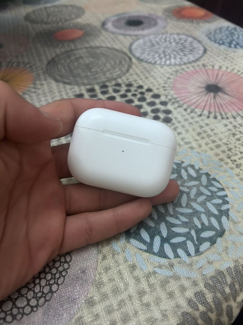 Airpods pro 2 ucuz goyulmasi sebebi odur ki sag gulagin anc ve — Qulaqcıqlar, Bakı