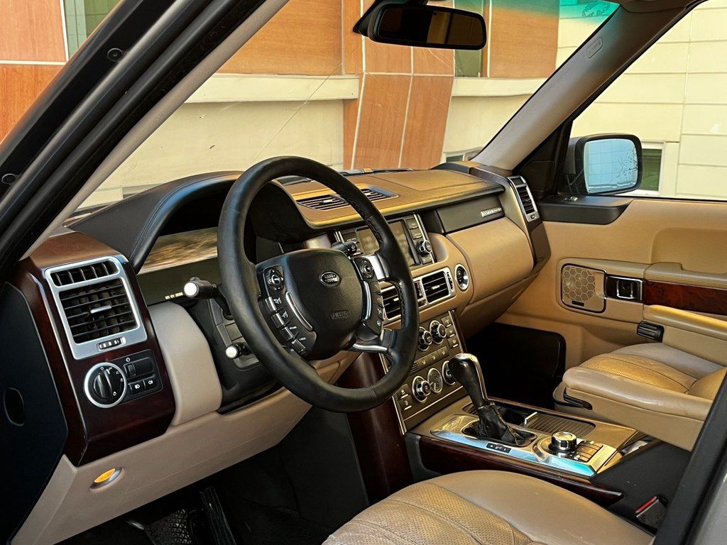 Land Rover Range Rover, 3.6 L, 2010 il, 375 000 km — Avtomobillər, Sumqayıt (9)
