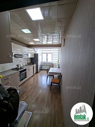 Satılır 4 otaqlı 120 m² köhnə tikili Səbail r — Mənzil (9)