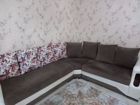 Künc divan dəsti - Forma: L-şəkilli künc divan, 2 hissədən ibarət — Mehdiabad