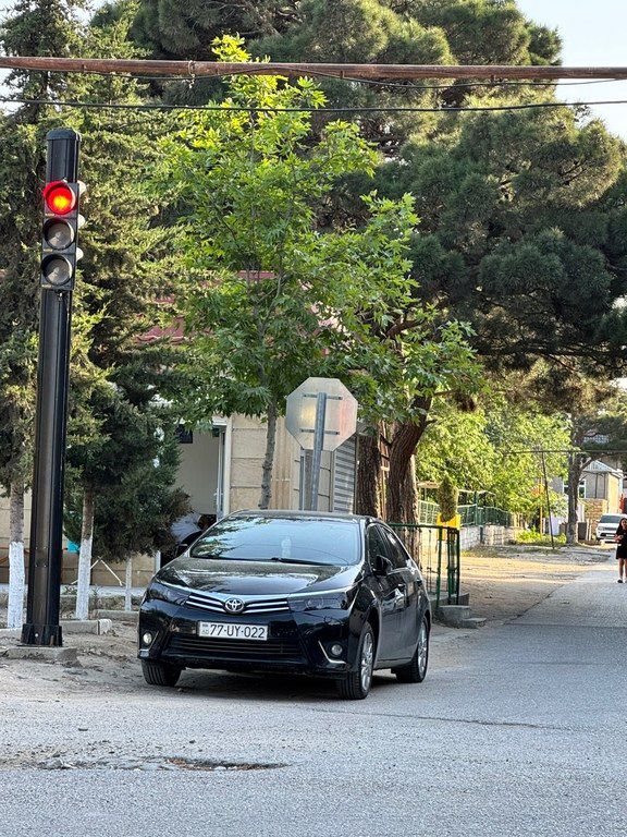 Toyota Corolla, 1.6 L, 2014 il, 198 000 km 77-UY-022 — Avtomobillər, Sumqayıt (9)