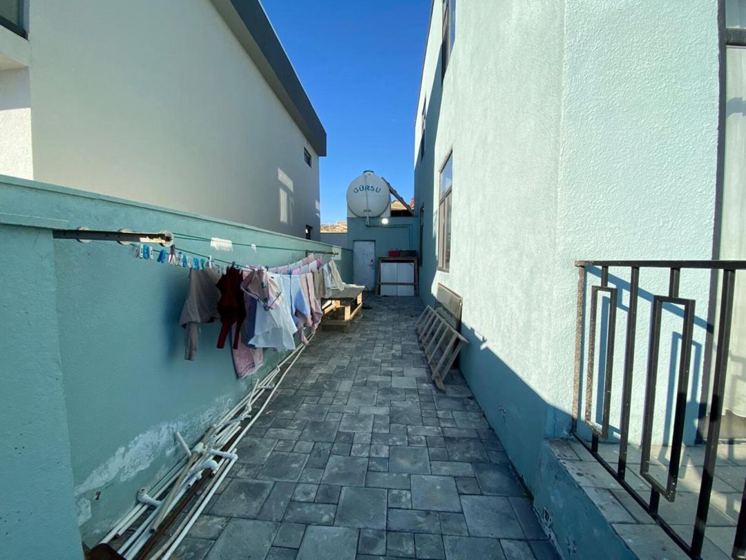 Satılır 5 otaqlı həyət evi/bağ evi 250 m² — Ev, villa, Bakı (6)
