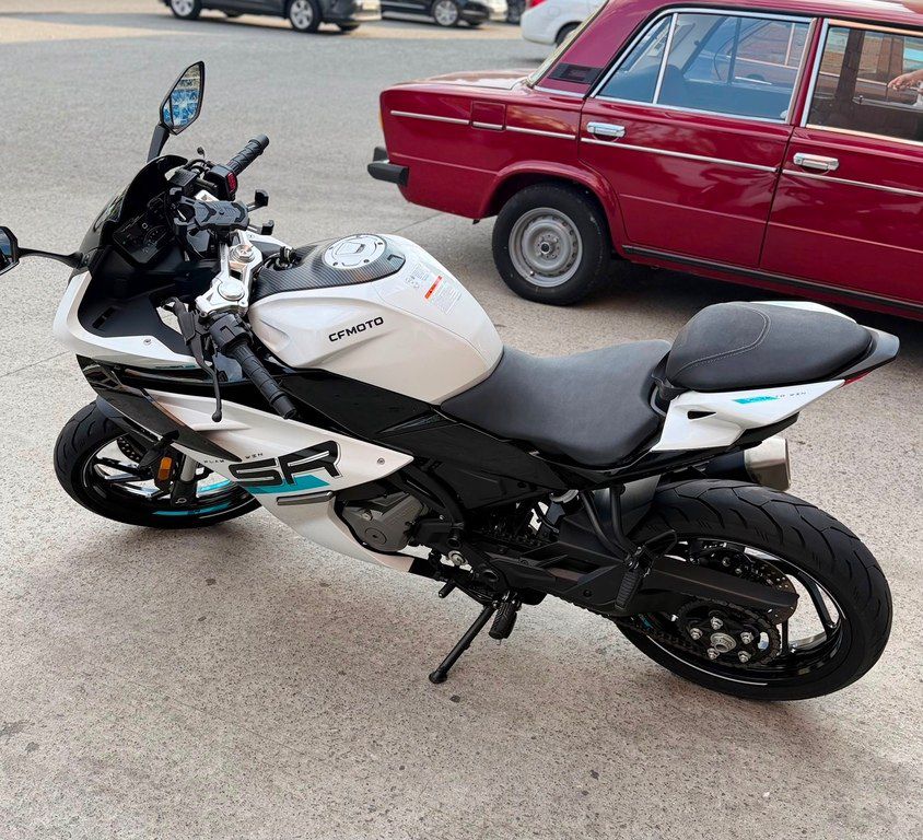 Cfmoto 300 SR-S, 300 sm3, 2024 il, 6 400 km — Motosikletlər, Bakı (3)
