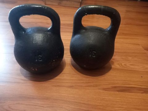 Dəmir kettlebell dəsti - Çəkisi: hər biri 20 kg - Material: tökmə — Bakı