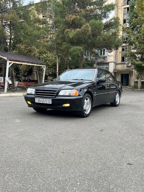 Mercedes C 230, 2.3 L, 2000 il, 245 697 km — Bakı