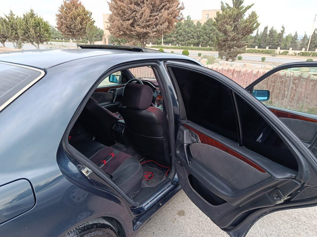 Mercedes E 230, 2.3 L, 1995 il, 462 000 km 90-GG-491 — Avtomobillər, Bakı (8)