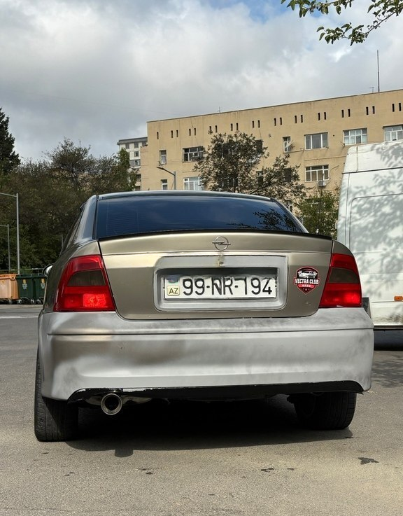 Opel Vectra, 1999 il, 330000 km, 2 L 99-NR-194 — Avtomobillər (2)