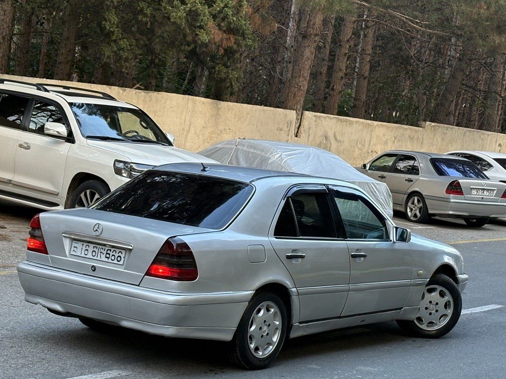 Mercedes C 220, 2.2 L, 1997 il, 345 000 km — Avtomobillər, Bakı (3)