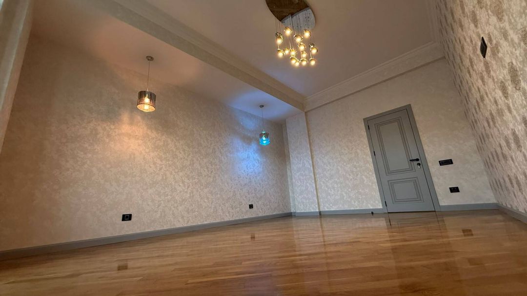 Satılır 4 otaqlı yeni tikili 133 m² — Mənzil, Bakı (2)