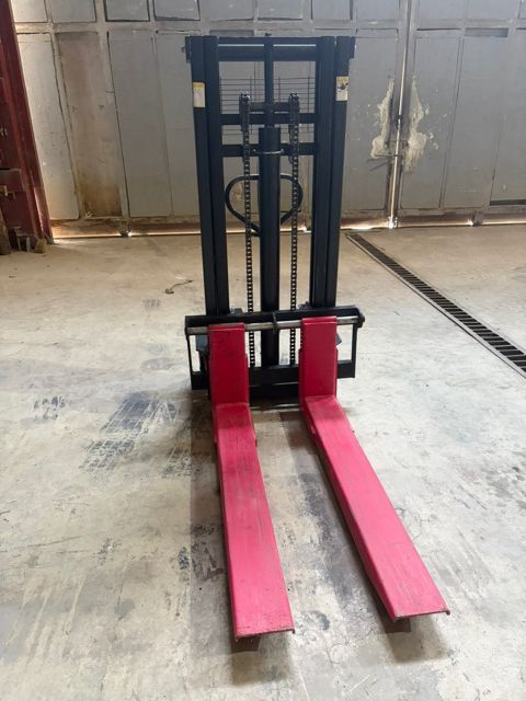 Hidravlik Stacker (Manual) — Bakı
