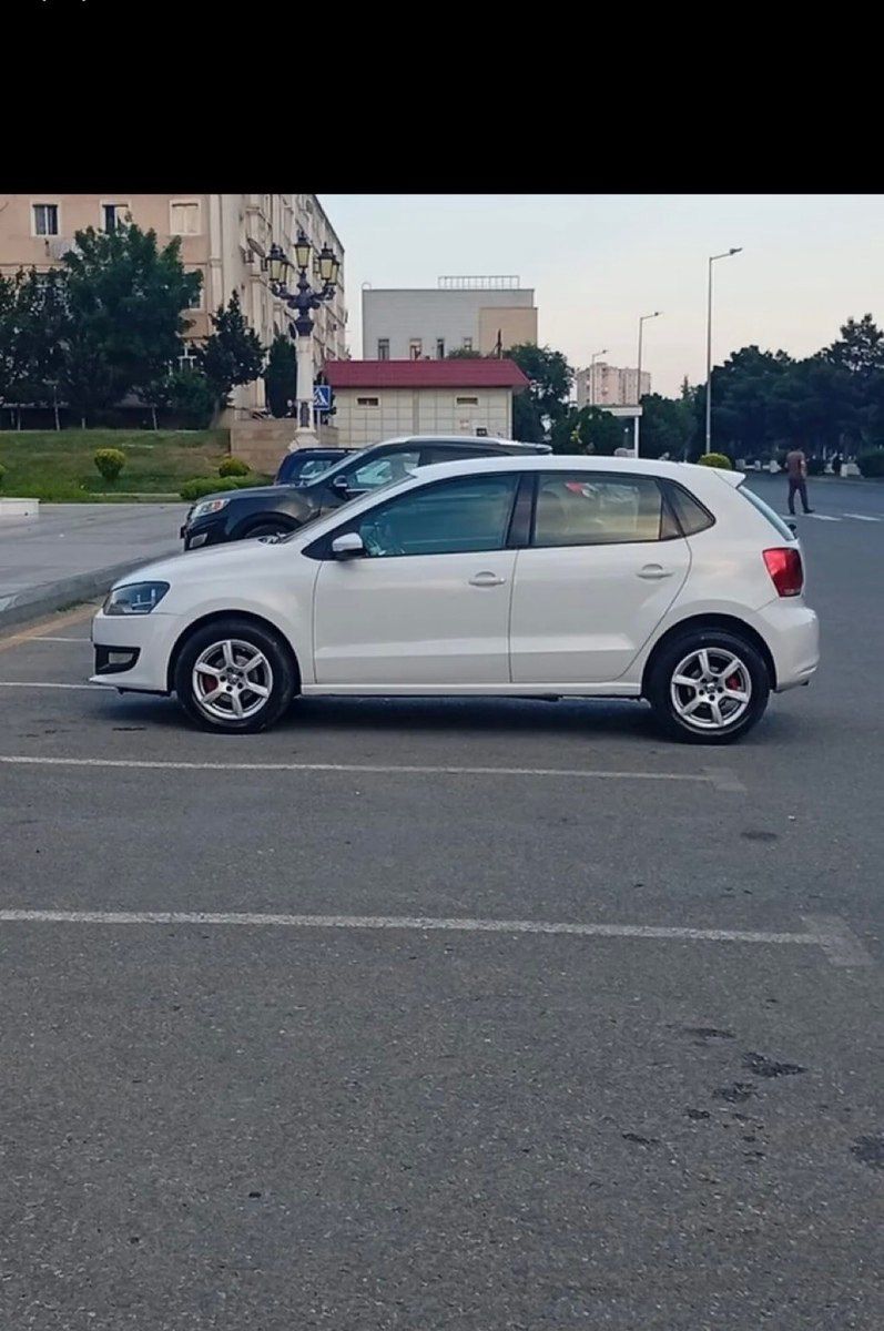 Volkswagen Polo, 2010 il — Avtomobillər, Bakı (4)