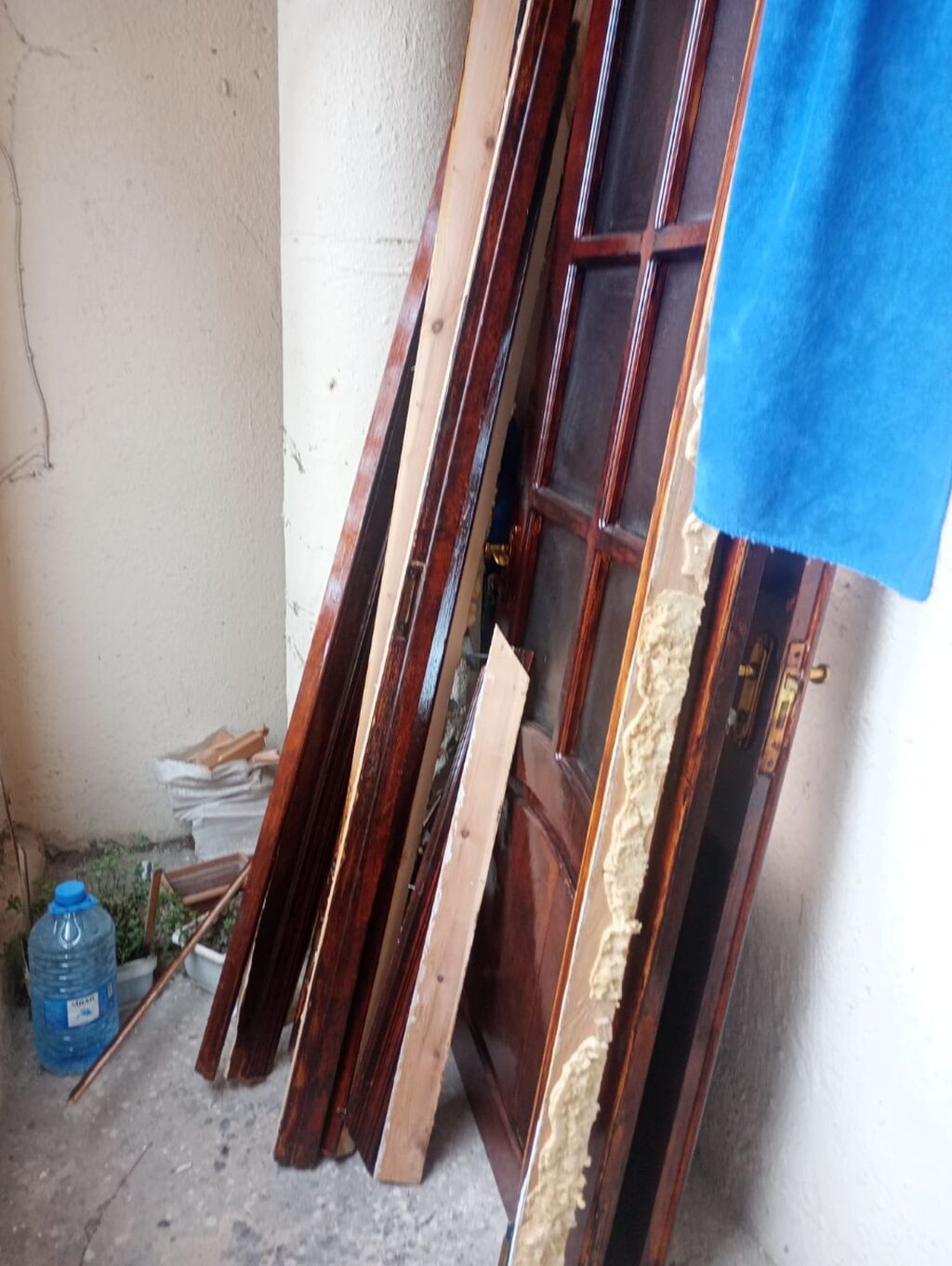 2 ədəd qapı satılır. Ölçüləri 2.5x90sm — Pəncərələr, qapılar, balkonlar, Bakı (2)