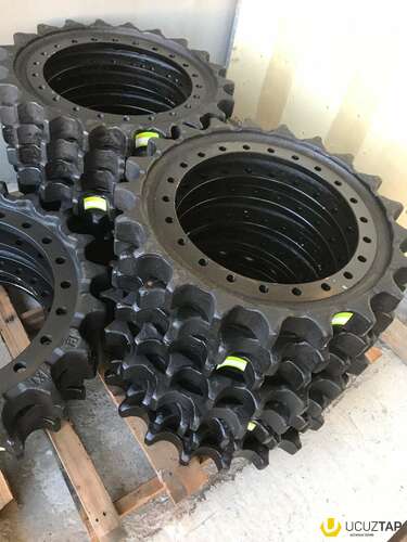 Komatsu Cat Hyundai Jcb Sep Zencirler alt ust katoklar — Ehtiyat hissələri, Bakı (2)