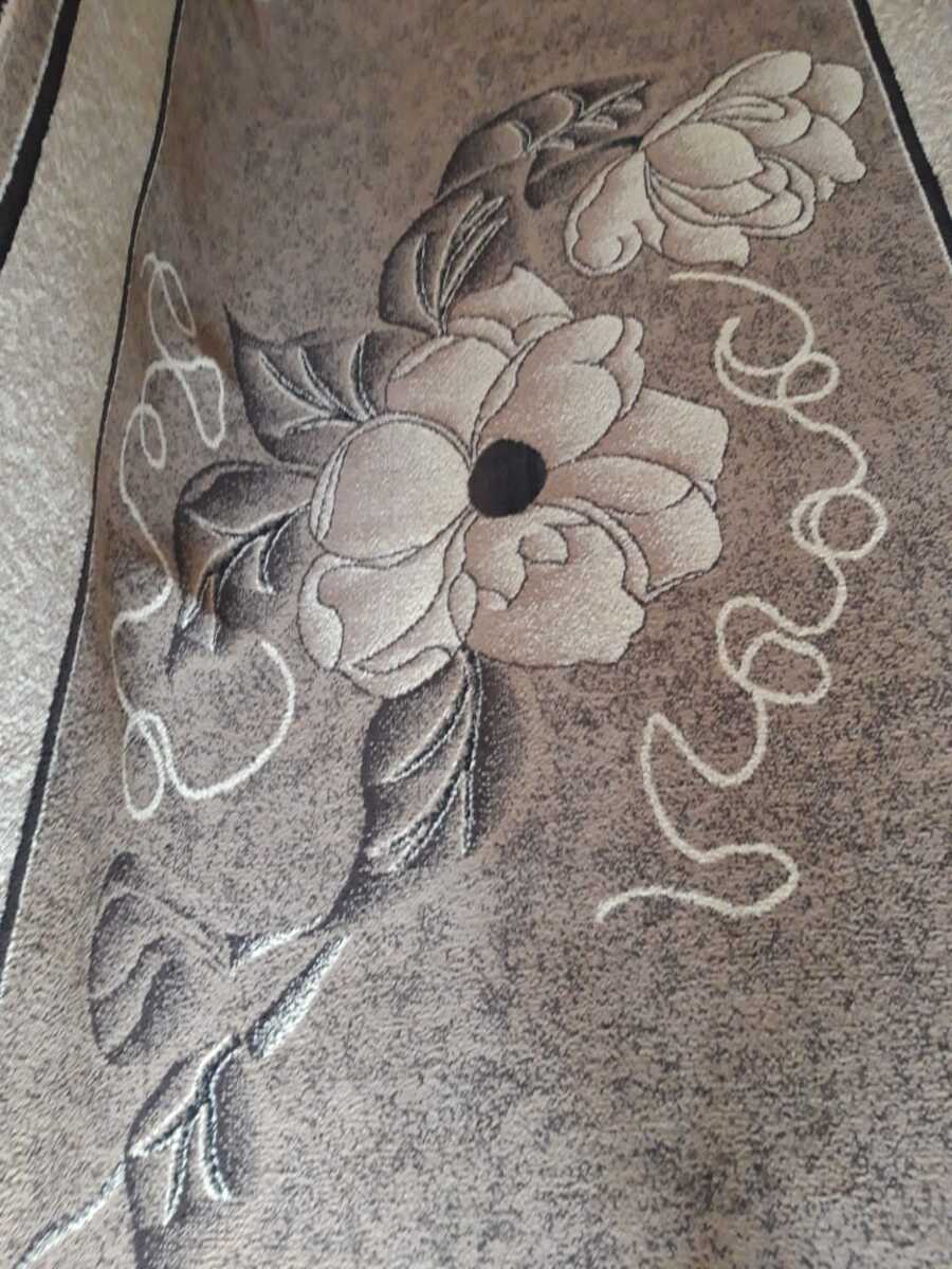Xalçalar — Xalılar və xalı yolları, Bakı (3)