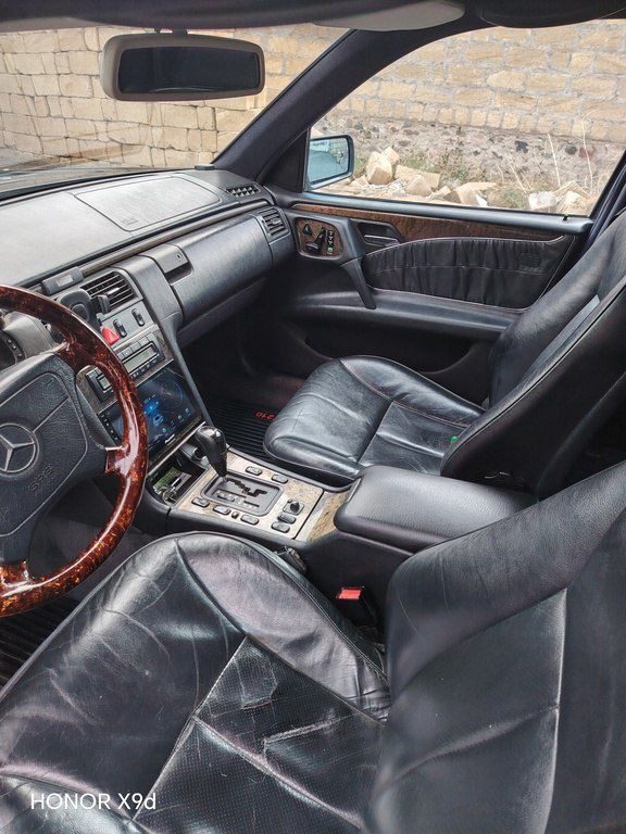 Mercedes E 240, 2.4 L, 1997 il, 282 000 km 10-VT-353 — Avtomobillər, Gəncə (7)