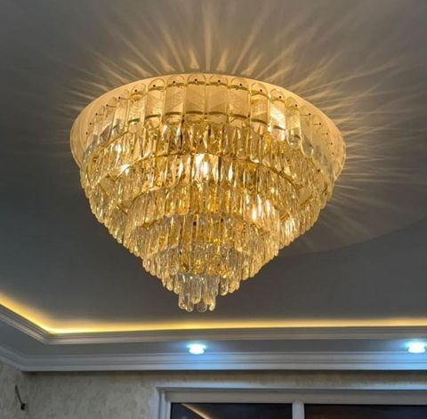 250₼ cilcıraq satılır çox işlənməyib 650₼alınmışdı ÜNVAN:-razin — Bakı