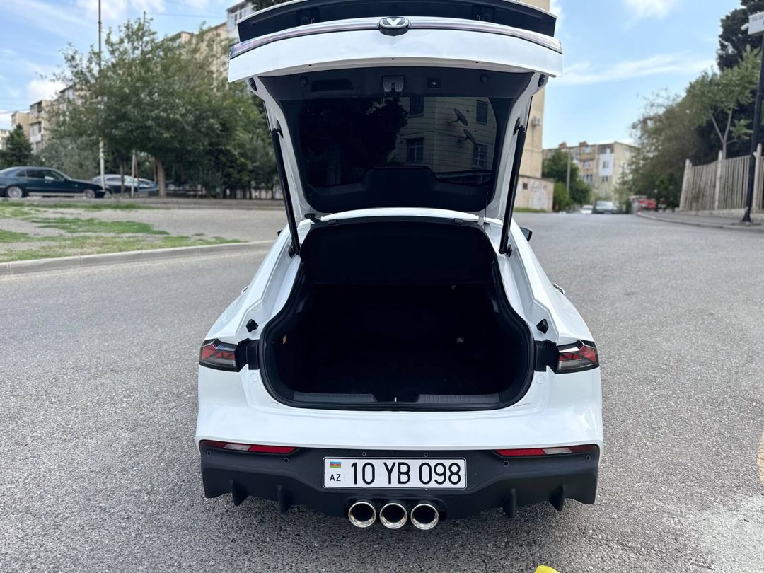 Changan Uni-V iDD, 2025 il 10-YB-098 — Avtomobillər, Bakı (6)