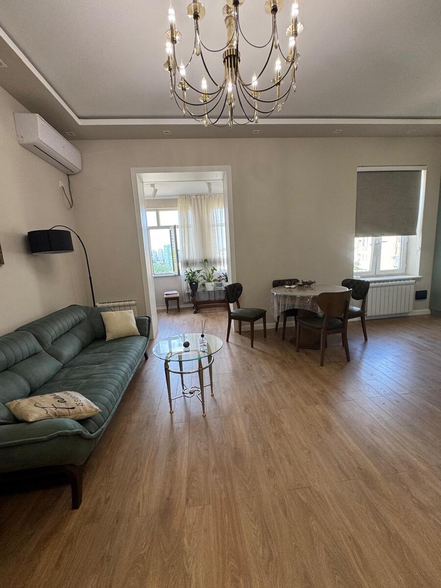 Satılır 2 otaqlı köhnə tikili 60 m² — Mənzil, Bakı (6)