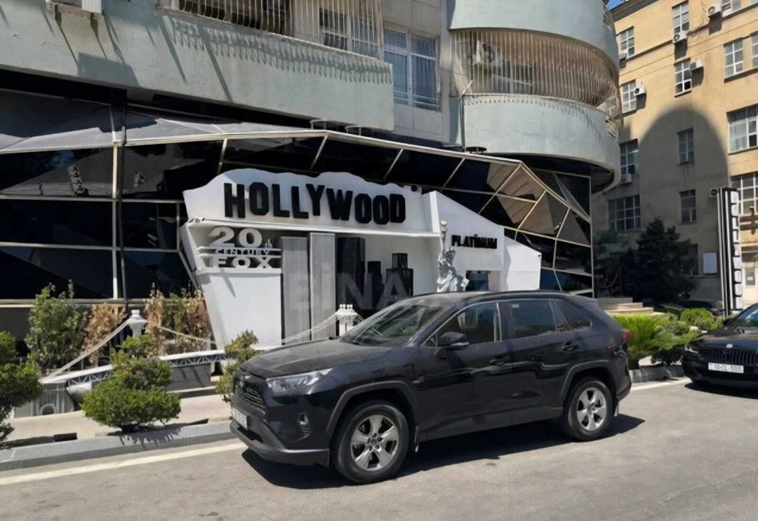 2-otaqlı mənzil kirayə verilir, M.Kaverockin 13, 80 m² — Mənzil, Bakı (5)