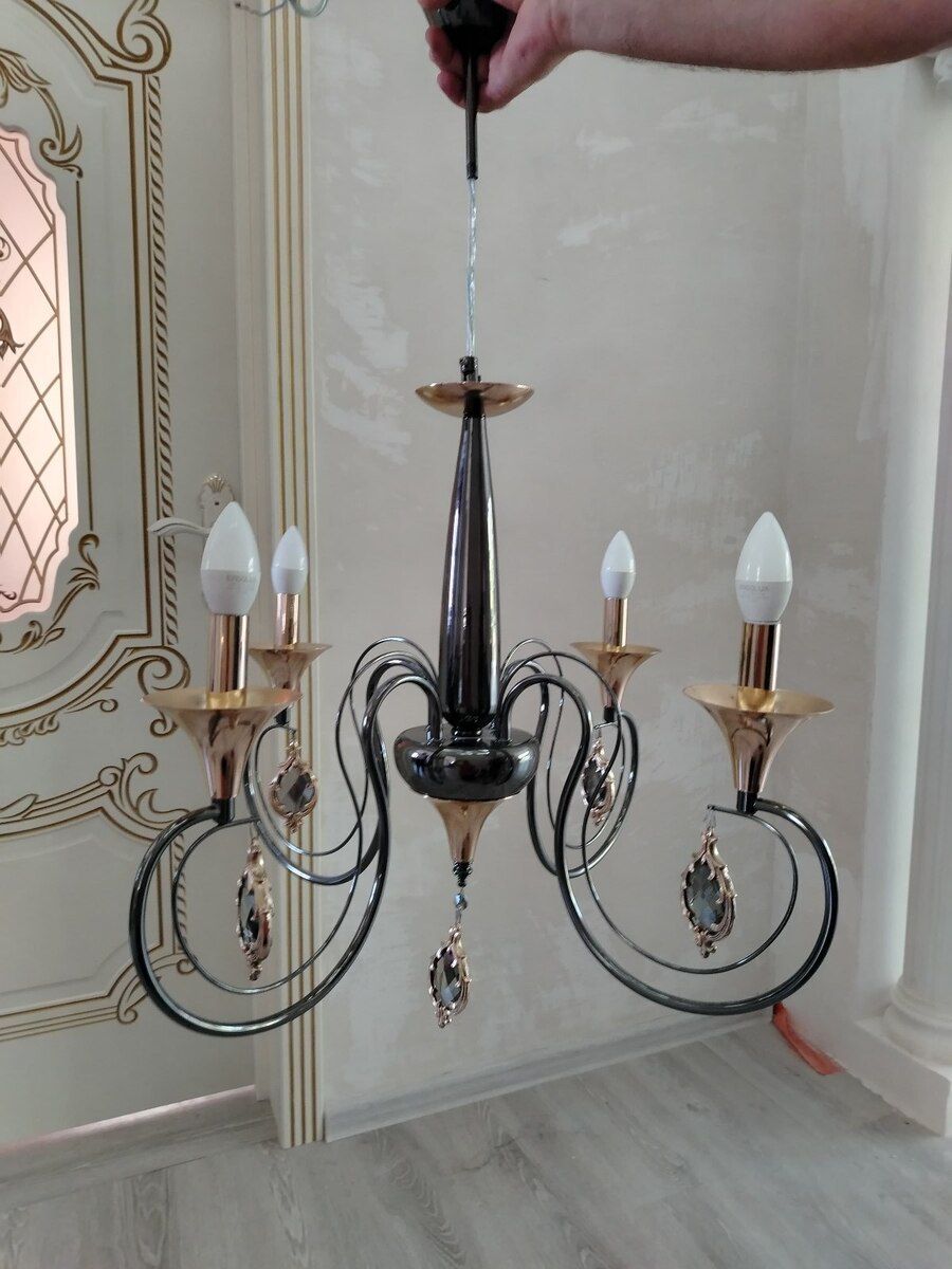Tavan üçün çilçıraq — İşıqlandırma, Bakı