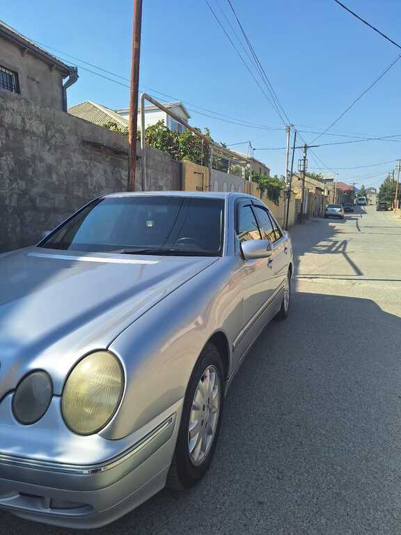 Mercedes E 240, 2.6 L, 2000 il, 180 000 km 10-NY-384 — Avtomobillər, Bakı (8)