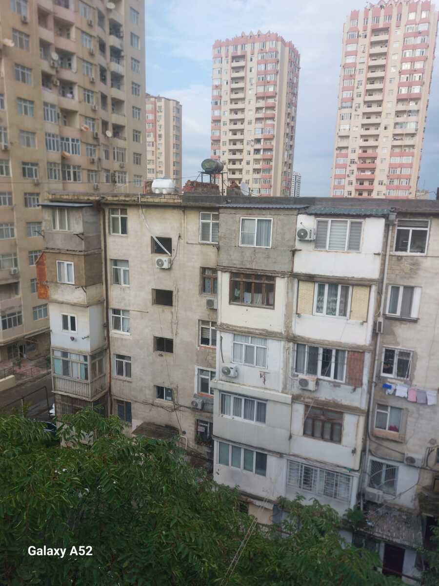 Satılır 2 otaqlı köhnə tikili 50 m² — Mənzil, Bakı (8)