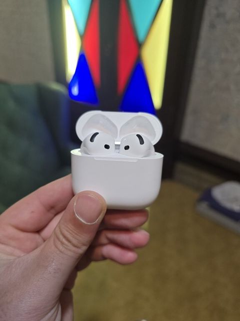 AirPods 4 — Bakı