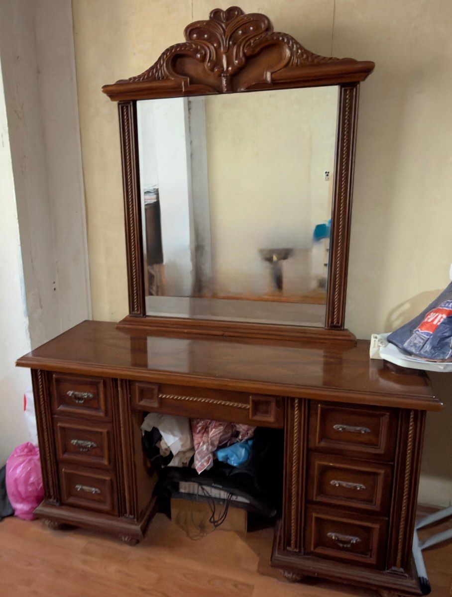 Güzgülü komod — Mebel, Bakı