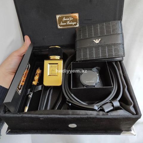 Kisi ucun Hediyye Qutusu №671 — 85 ₼ · Bakı · Bayram dekoru və aksesuarları Kisi ucun Hediyye Qutusu №671 — Bakı