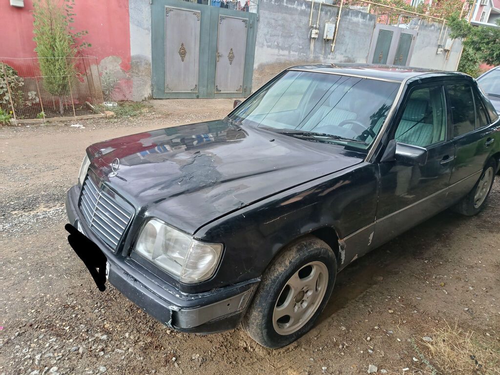 Mercedes-Benz E 200: 2 l 1992 il Sedan — Avtomobillər, Xırdalan (7)