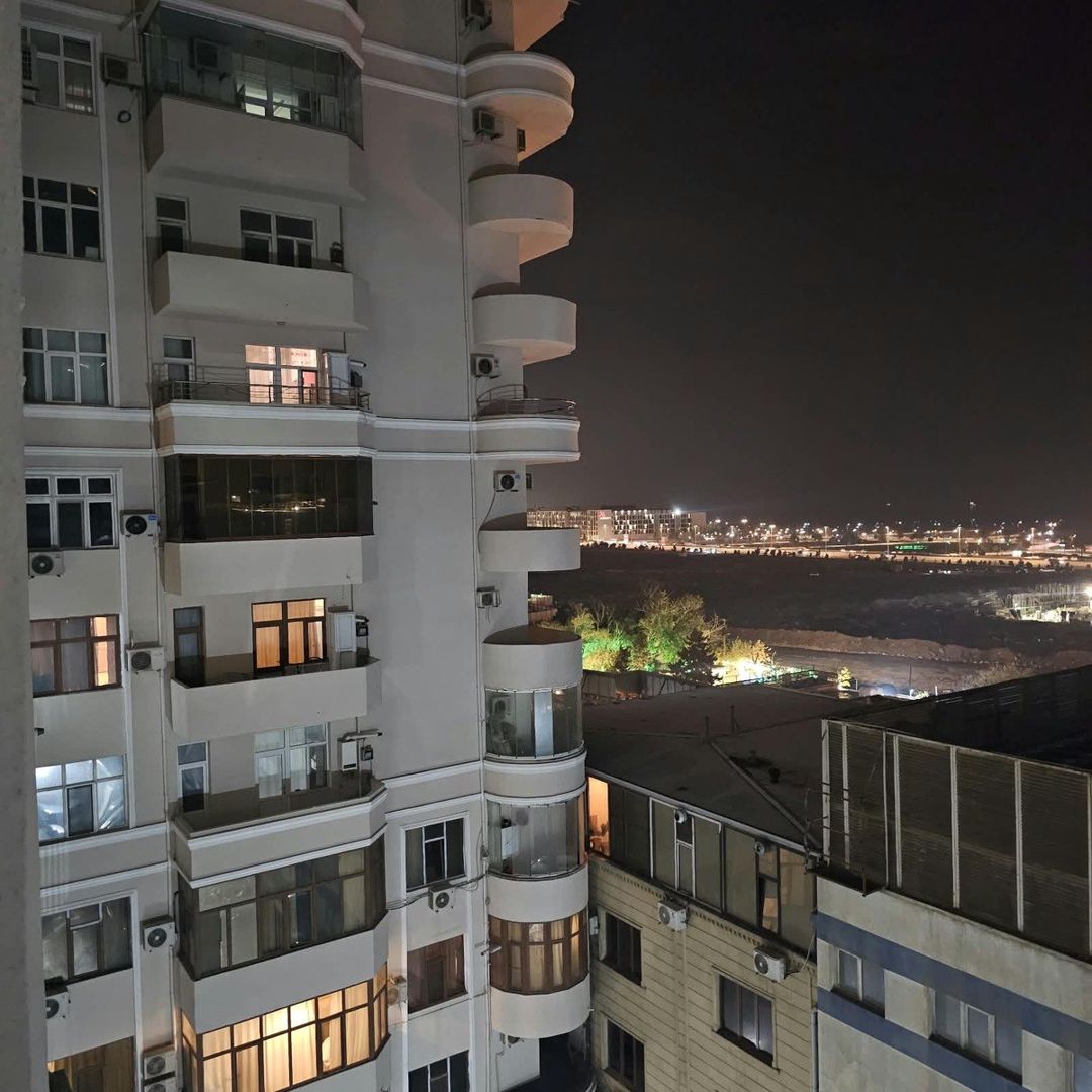 Satılır 3 otaqlı yeni tikili 190 m² — Mənzil, Bakı (4)
